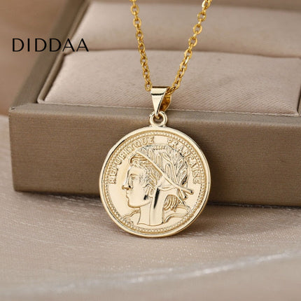 Adorer Pendant Necklace | Gold Coin - Gold - Necklaces