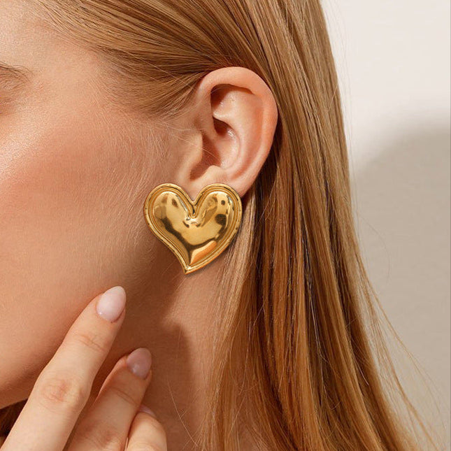 Jieding European and American stainless steel love stud high-quality ins earrings 18k gold titanium steel non-fading ear jewelry cross-border