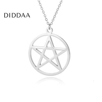 Dessus Pendant Necklace | Gold Satanic Star Chain - Silver - Necklaces