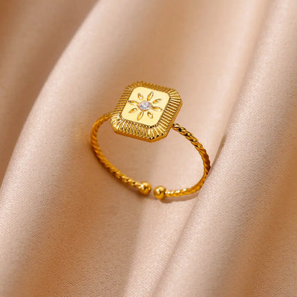 Donatella Ring