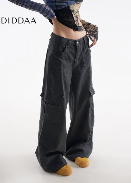 Gray Loose Wide-Leg Cargo Pants with Multi-Pockets - Women’s Jeans
