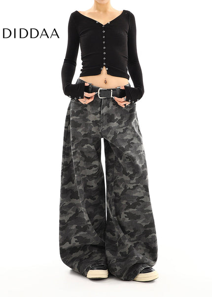 Green Retro Camouflage Cargo Wide Leg Jeans - Women’s Jeans