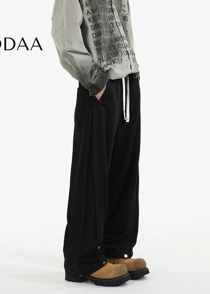 Grey Loose Fit Retro Sweatpants for Men and Women - M / Black - Unisex Sweatpants