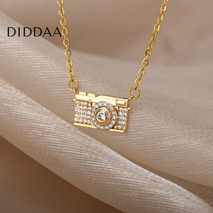 Highlight Pendant Necklace | Gold Zirconia Camera Chain - Gold - Necklaces