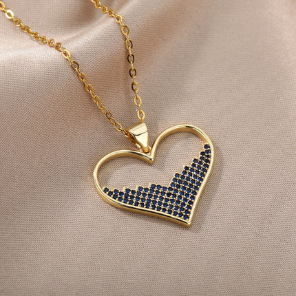 SOUVOIR SOUVOIR Necklaces Labasa Pendant Necklace | Gold Zirconia White Stone Heart Chain