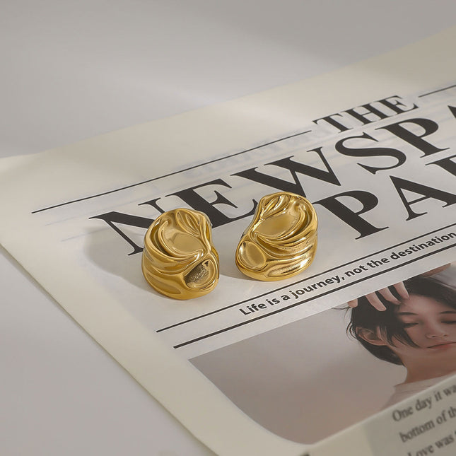 Jieding European and American titanium steel stud earrings, light luxury, high-end earrings, non-fading earrings, stainless steel 18k gold jewelry, cross-border