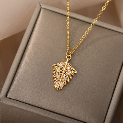 Lipton Pendant Necklace | Gold Leaf Zirconia Stone Chain - Gold - Necklaces