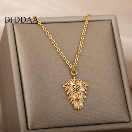 Lipton Pendant Necklace | Gold Leaf Zirconia Stone Chain - Necklaces