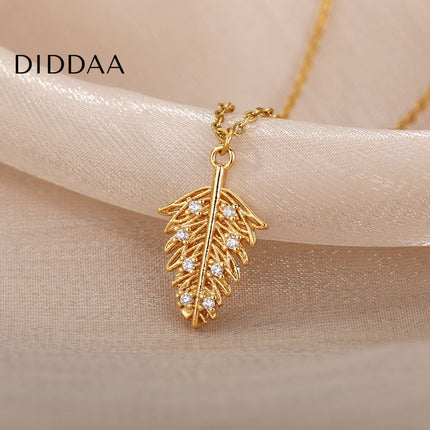 Lipton Pendant Necklace | Gold Leaf Zirconia Stone Chain - Necklaces