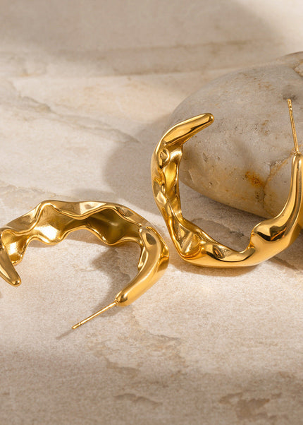 Jieding European and American stainless steel double c earrings luxury niche 18k gold stud earrings titanium steel color-retaining earrings cross-border