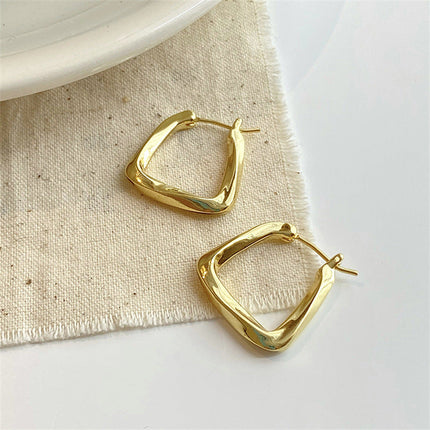 SOUVOIR Gold 14K Gold Plated Earrings Minimal Earrings | Gold Silver Distressed Cute Hoop Earrings