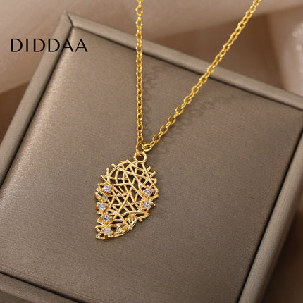 Nested Pendant Necklace | Gold Leaf Zirconia Chain - Necklaces