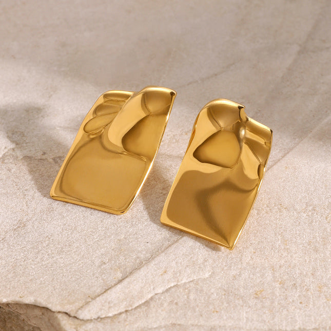 Jieding European and American stainless steel earrings cross-border jewelry electroplating does not fade titanium steel rings niche high-end earrings