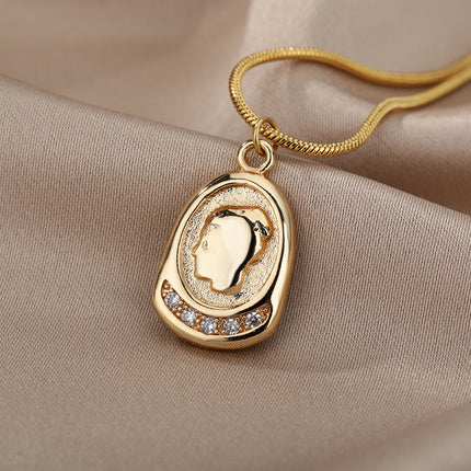 SOUVOIR 14K Gold Plated, Zirconia Necklaces Silktip Pendant Necklace | Gold Distressed Zirconia Chain