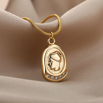 SOUVOIR 14K Gold Plated, Zirconia Necklaces Silktip Pendant Necklace | Gold Distressed Zirconia Chain