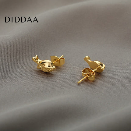 Souvient Earrings | Gold Kissing Whales Animal Stud Earrings - Earrings