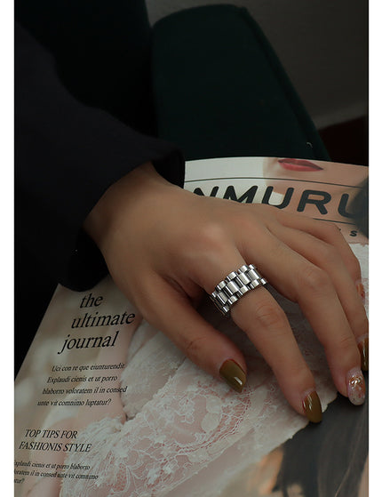 Zuzu Ring