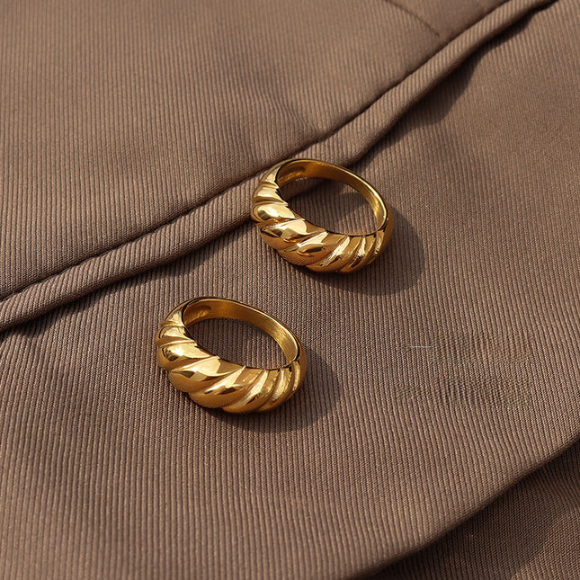 Roxy Ring