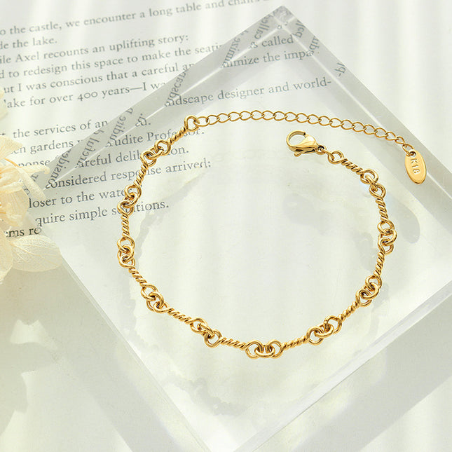 Amara Necklace
