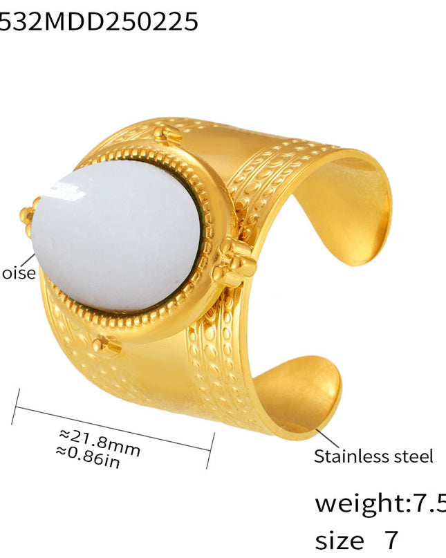 Busta Ring
