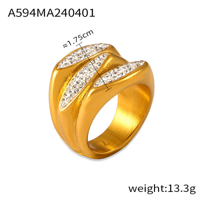 Emiliaa Ring