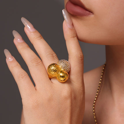 Ana Ring