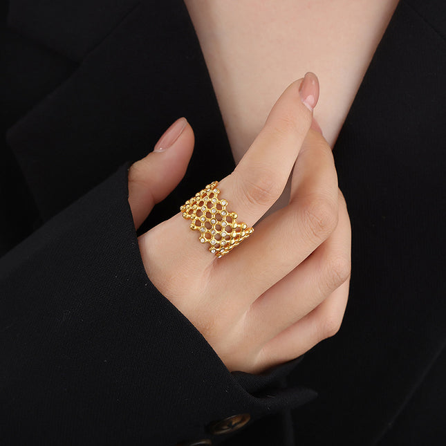 Rivoli Ring