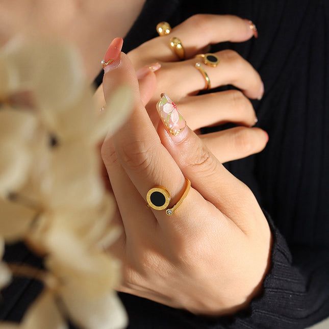 Novara Ring