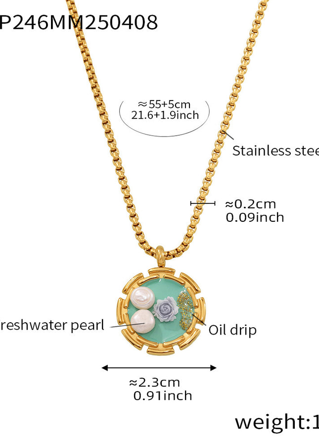 Muffin Necklace