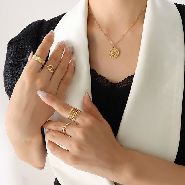 Tinay Necklace