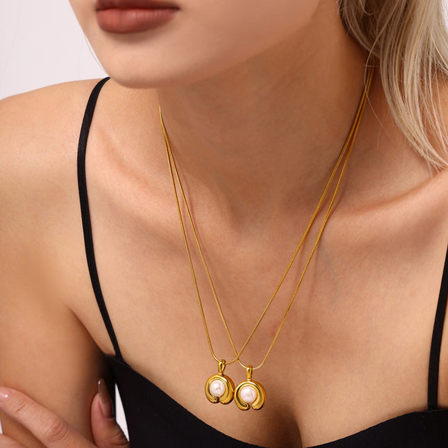 Mi Li stainless steel C-shaped freshwater pearl necklace cross-border new fashion simple electroplating 18K real gold jewelry wholesale