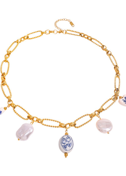 Kia Necklace