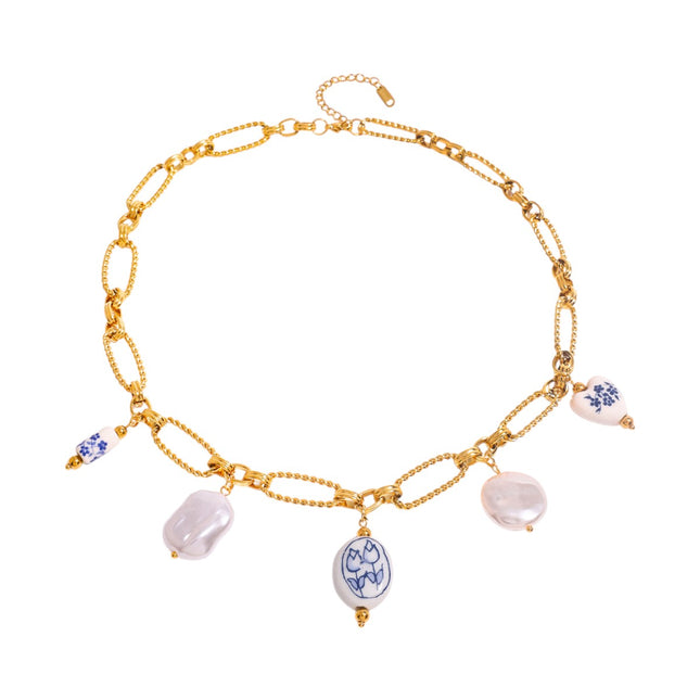 Kia Necklace