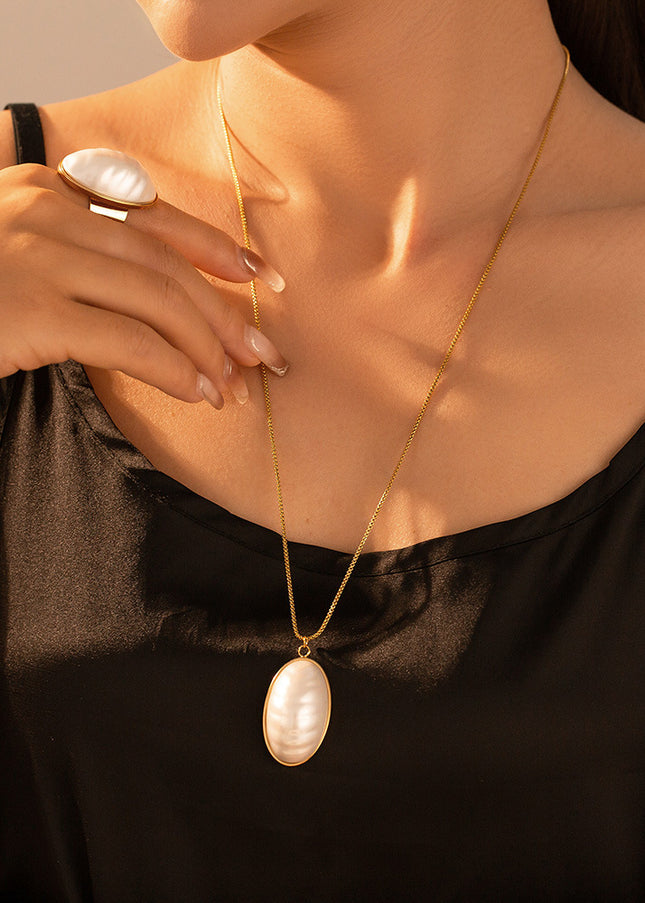 Tullip Necklace