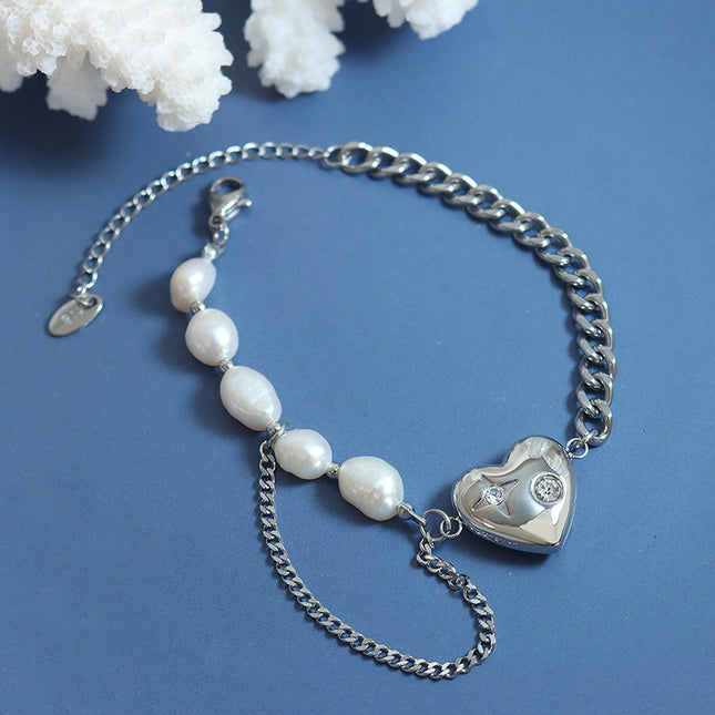 Titanium steel light luxury cold wind titanium steel love pendant necklace does not fade niche design bracelet jewelry set ornaments
