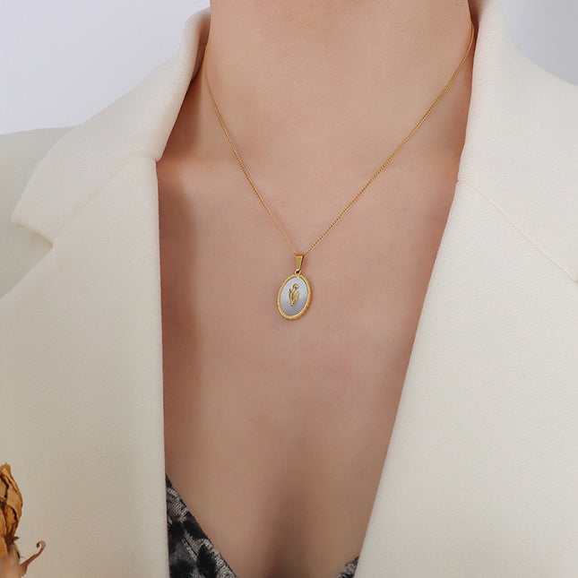 Marka French retro ins versatile design jewelry women's titanium steel plated 18k gold tulip white mother-of-pearl necklace