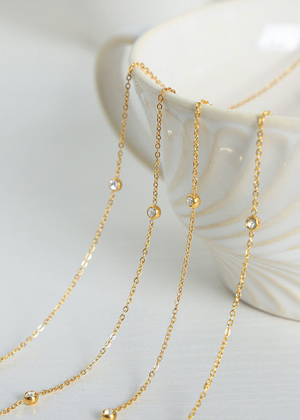 The new high-end ins, the niche design, the simple trend, the titanium steel gold-plated diamond-inlaid clavicle chain, the personality jewelry women