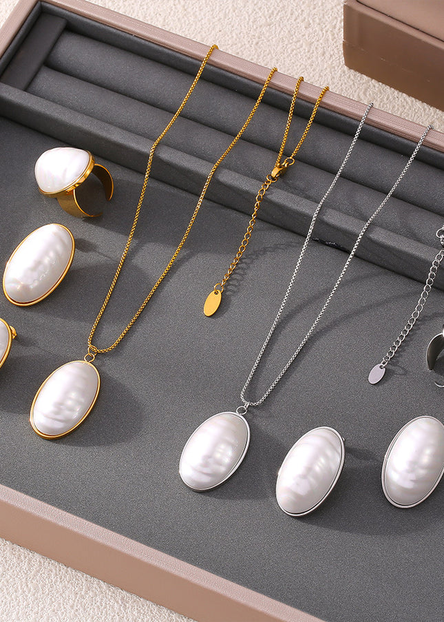 Tullip Necklace