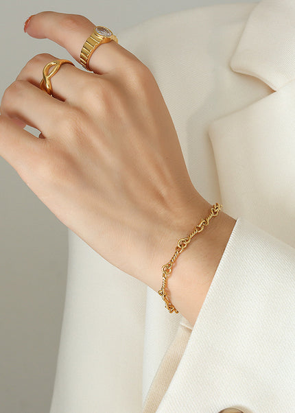 Amara Necklace