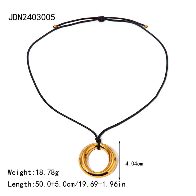 Lara Necklace