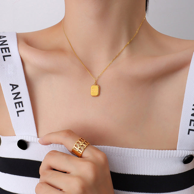 Nada Necklace