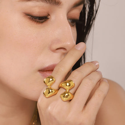 Peak Ring