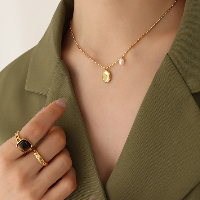 Kept Necklace