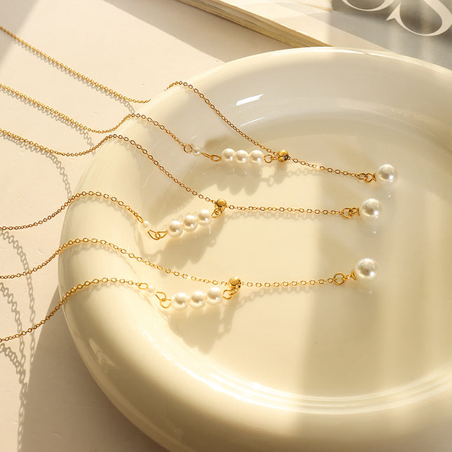 Temperament is versatile, spicy women's accessories, French ins, retro design, imitation pearl necklaces, niche personality jewelry