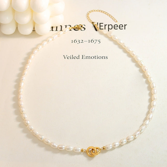 French non-fading niche light luxury double-ring buckle freshwater pearl versatile titanium steel gold-plated necklace non-fading jewelry women