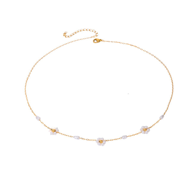 Whiteflower Necklace