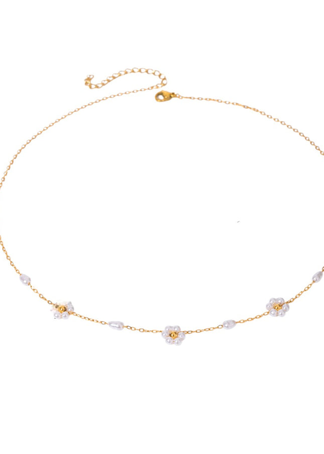 Whiteflower Necklace