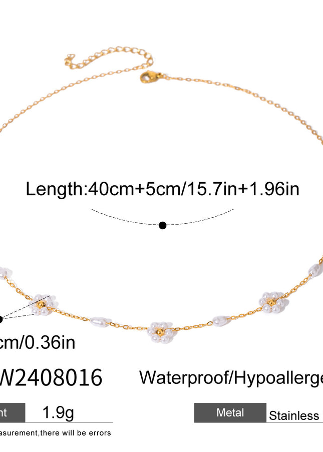 Whiteflower Necklace