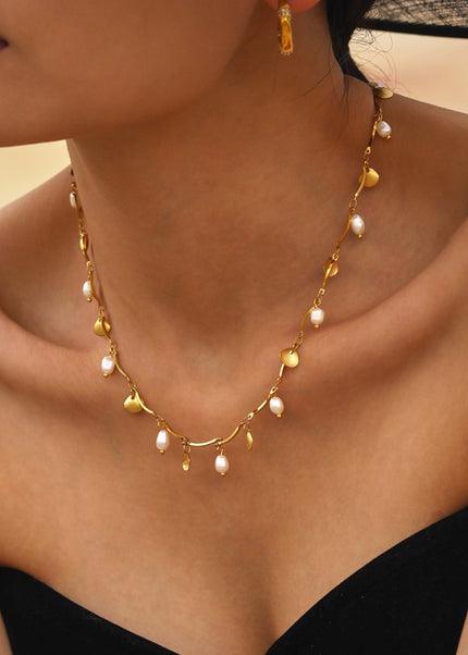 Mystery Li gold small shell freshwater pearl necklace ins style creative design sense stainless steel European and American fashion jewelry