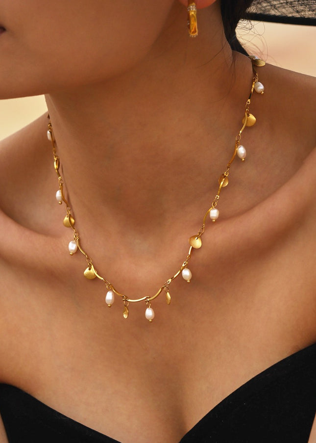 Mystery Li gold small shell freshwater pearl necklace ins style creative design sense stainless steel European and American fashion jewelry